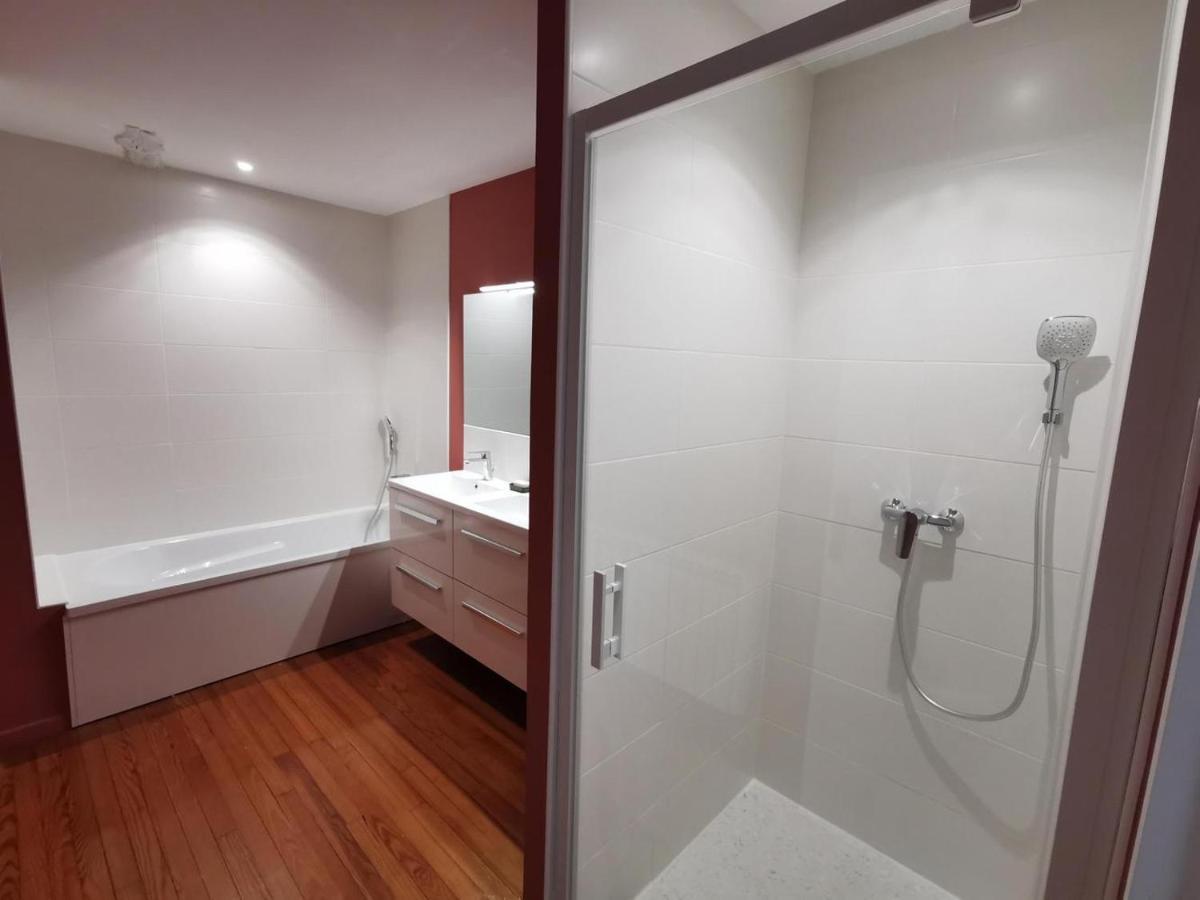 Chambres D'Hotes - Le Moussat Lagraulet-du-Gers Exteriör bild